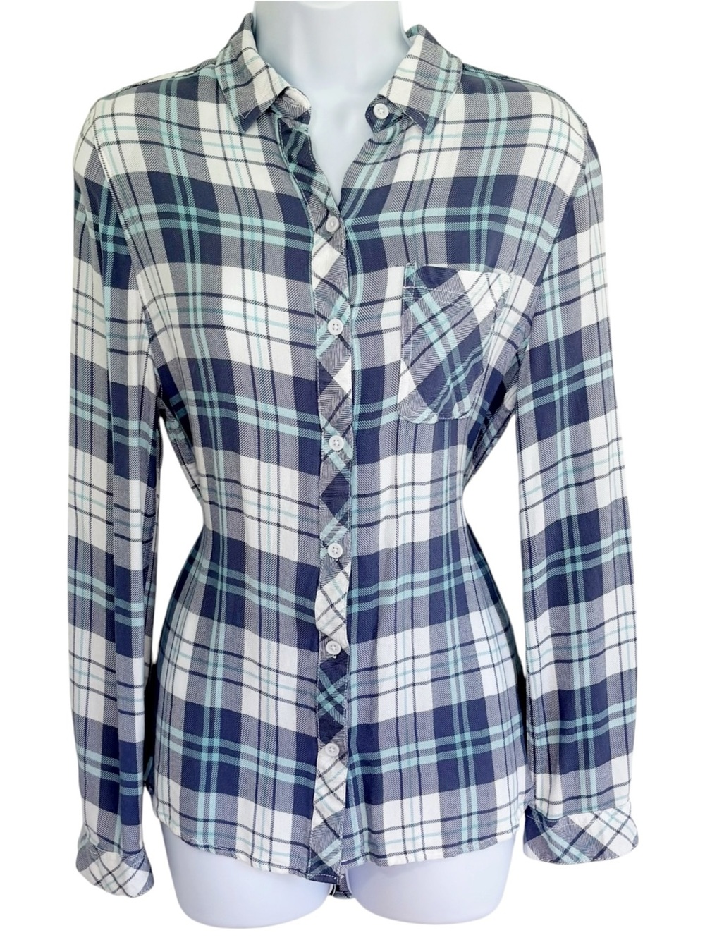 BEACHLUNCHLOUNGE Blue Plaid Button Down Shirt Coastal Cabin Rayon Small